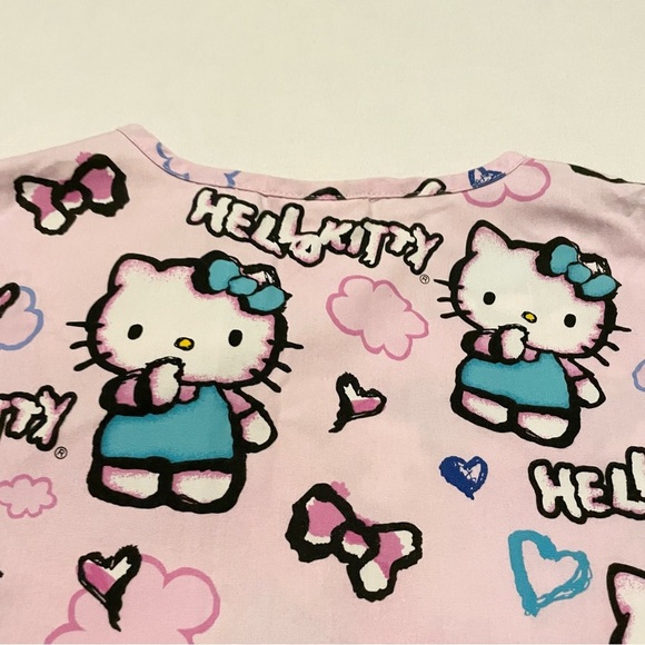 Hello Kitty Pink Scrub Top Tshirt Women’s Size Small - Picture 10 of 15